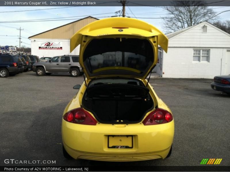 Zinc Yellow / Midnight Black 2001 Mercury Cougar V6