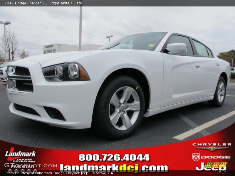 Bright White / Black 2012 Dodge Charger SE