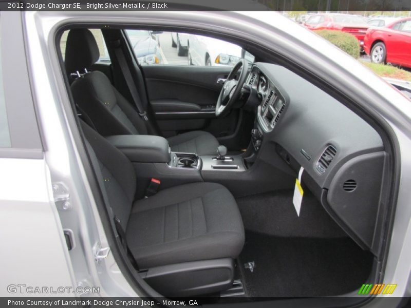 Bright Silver Metallic / Black 2012 Dodge Charger SE