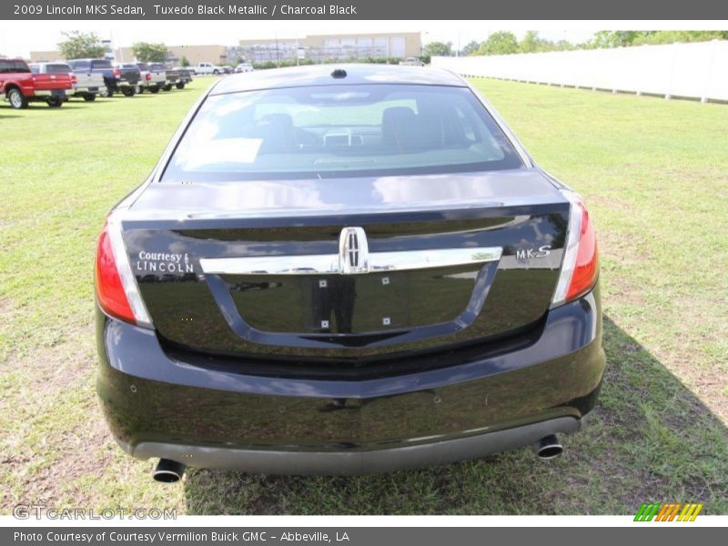 Tuxedo Black Metallic / Charcoal Black 2009 Lincoln MKS Sedan