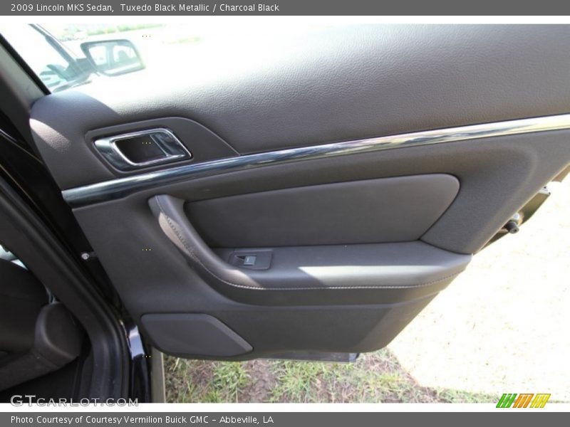Tuxedo Black Metallic / Charcoal Black 2009 Lincoln MKS Sedan