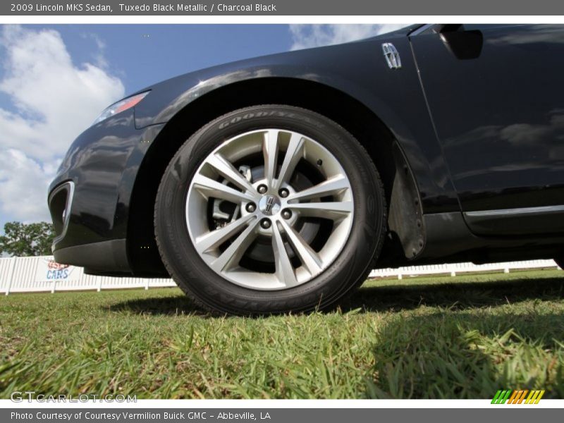 Tuxedo Black Metallic / Charcoal Black 2009 Lincoln MKS Sedan