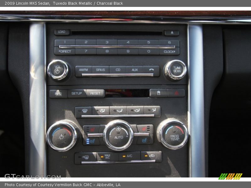 Tuxedo Black Metallic / Charcoal Black 2009 Lincoln MKS Sedan