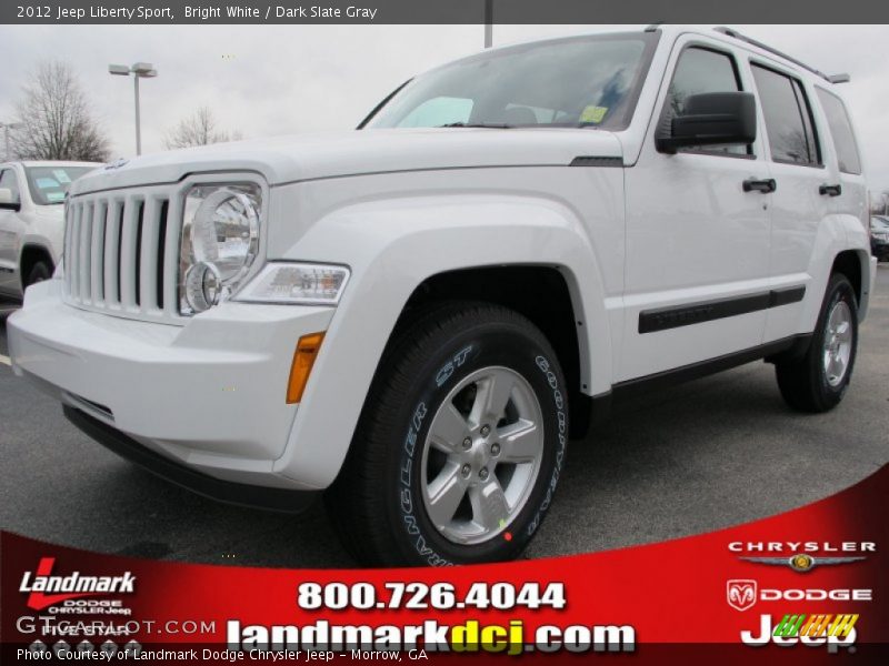 Bright White / Dark Slate Gray 2012 Jeep Liberty Sport