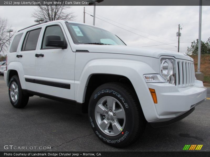 Bright White / Dark Slate Gray 2012 Jeep Liberty Sport