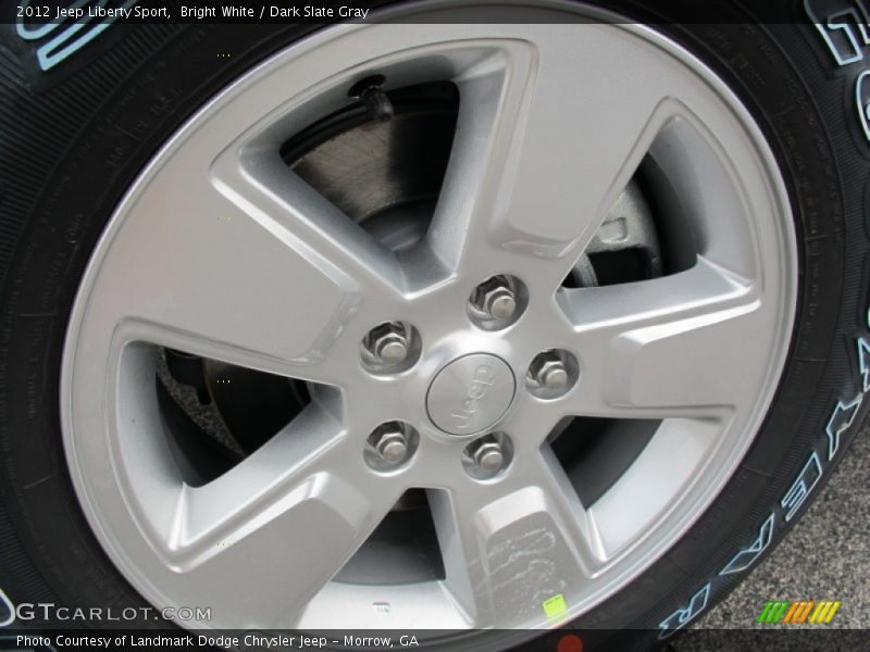 Bright White / Dark Slate Gray 2012 Jeep Liberty Sport