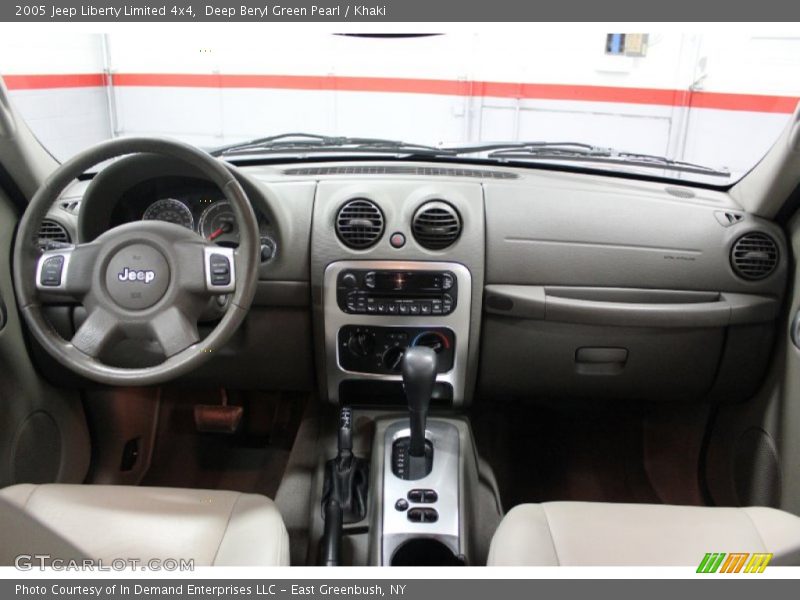Deep Beryl Green Pearl / Khaki 2005 Jeep Liberty Limited 4x4