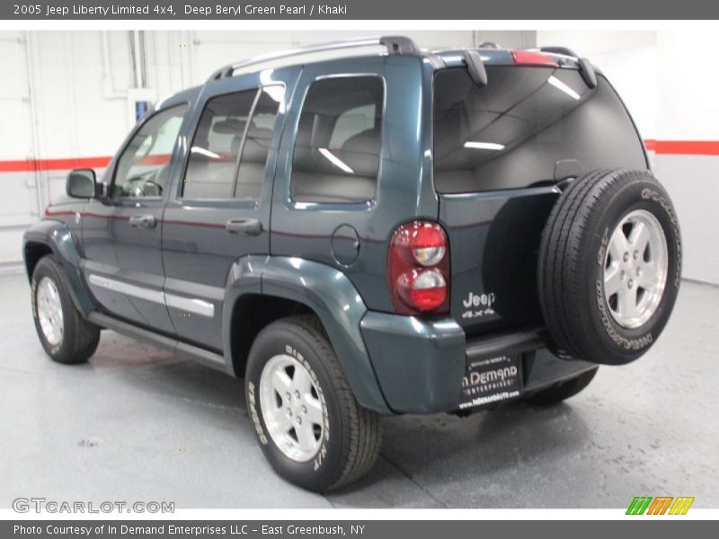 Deep Beryl Green Pearl / Khaki 2005 Jeep Liberty Limited 4x4