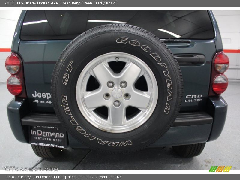 Deep Beryl Green Pearl / Khaki 2005 Jeep Liberty Limited 4x4