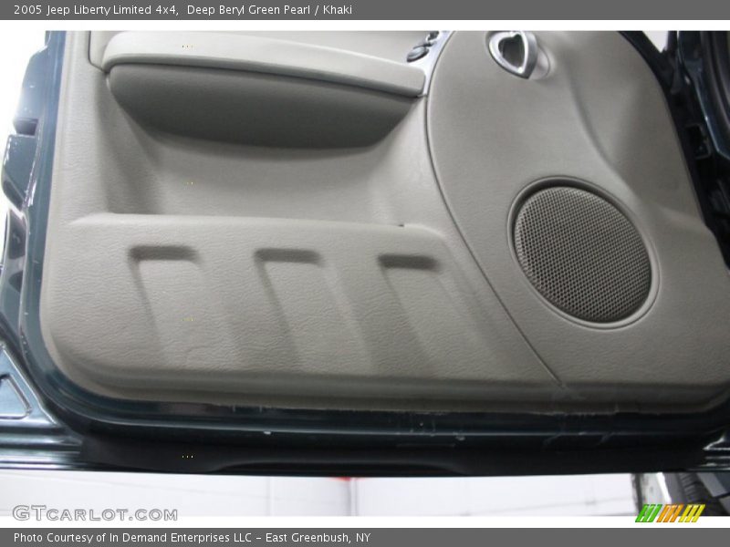 Deep Beryl Green Pearl / Khaki 2005 Jeep Liberty Limited 4x4