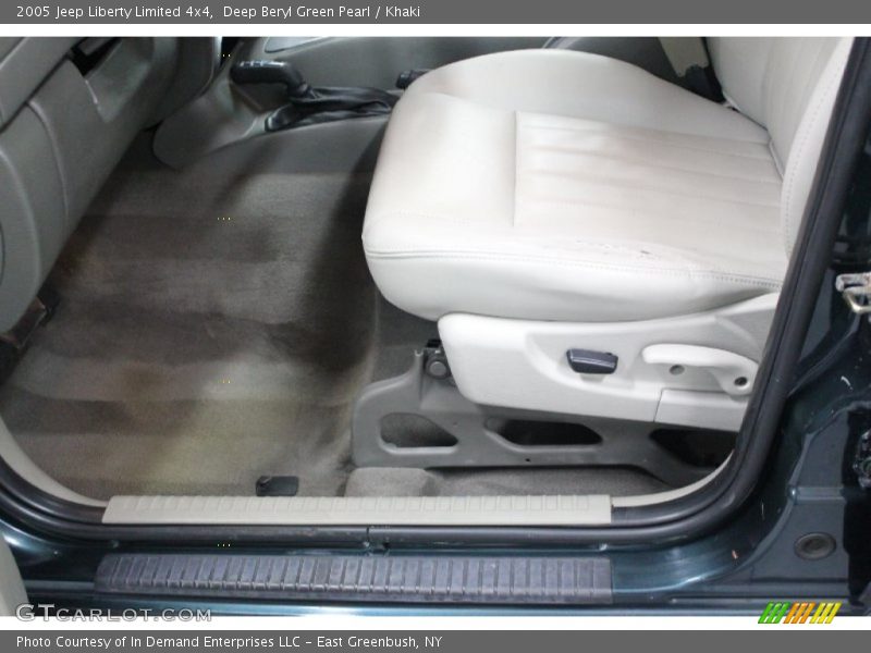 Deep Beryl Green Pearl / Khaki 2005 Jeep Liberty Limited 4x4
