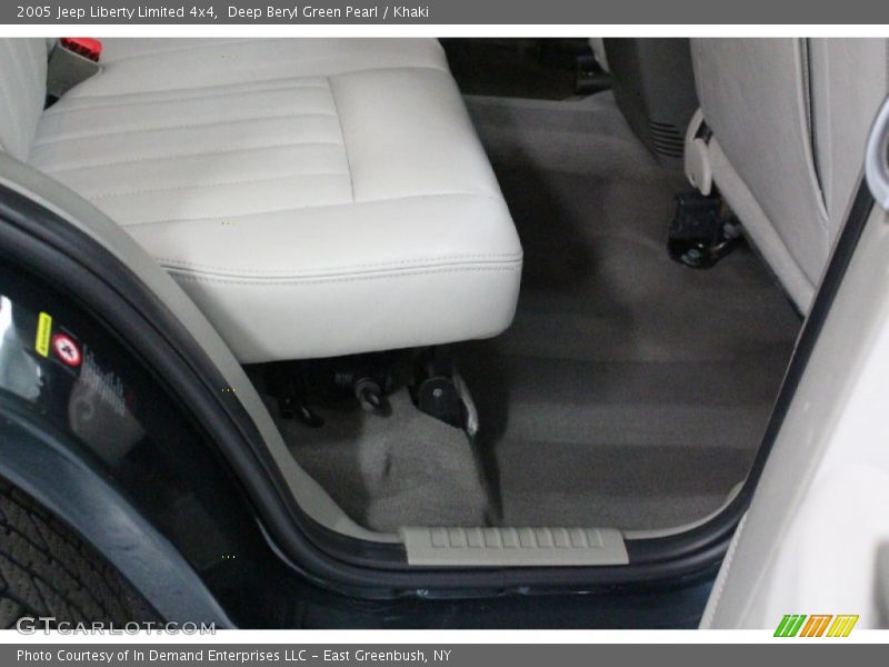 Deep Beryl Green Pearl / Khaki 2005 Jeep Liberty Limited 4x4