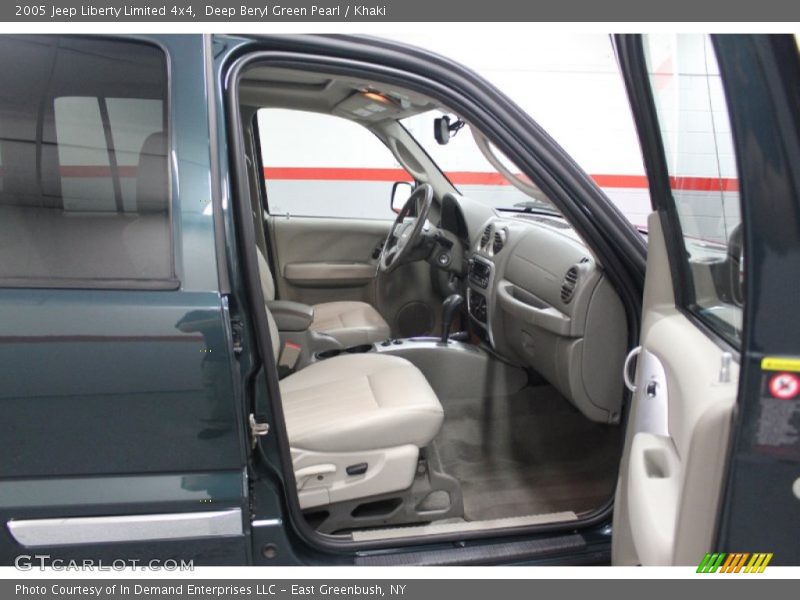 Deep Beryl Green Pearl / Khaki 2005 Jeep Liberty Limited 4x4