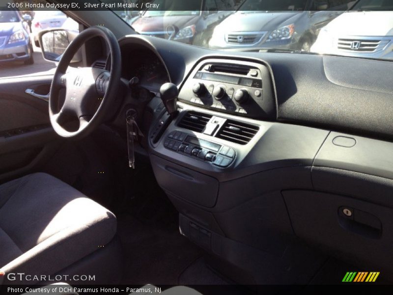Silver Pearl Metallic / Gray 2006 Honda Odyssey EX