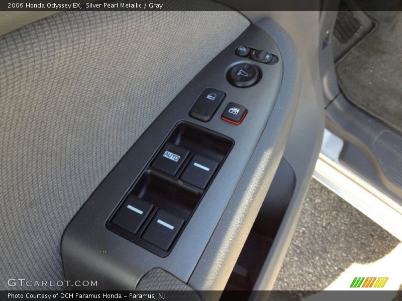 Silver Pearl Metallic / Gray 2006 Honda Odyssey EX