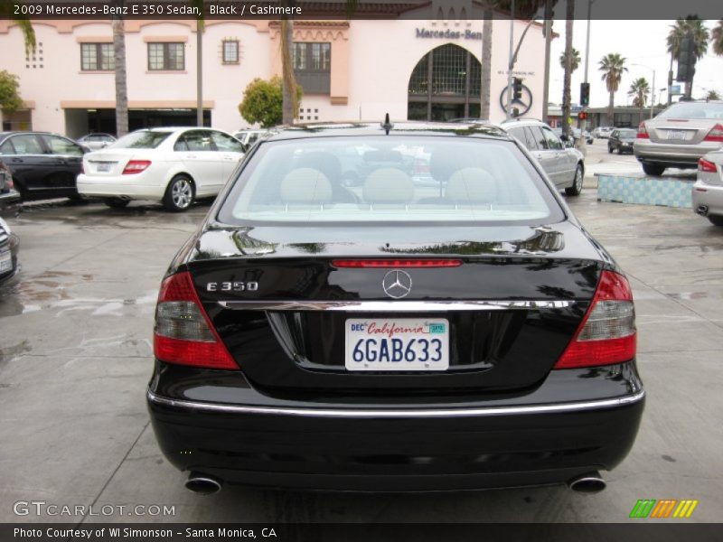 Black / Cashmere 2009 Mercedes-Benz E 350 Sedan