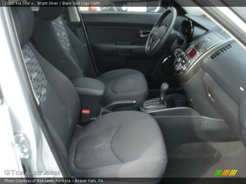 Bright Silver / Black Soul Logo Cloth 2010 Kia Soul +