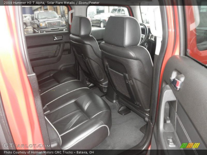  2009 H3 T Alpha Ebony/Pewter Interior