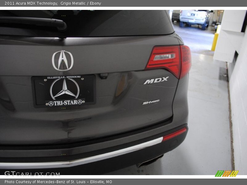 Grigio Metallic / Ebony 2011 Acura MDX Technology