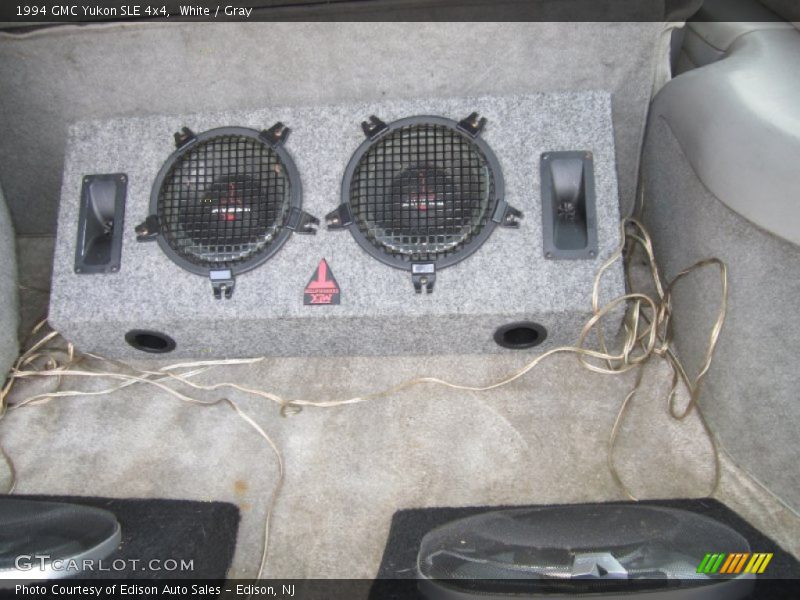 White / Gray 1994 GMC Yukon SLE 4x4