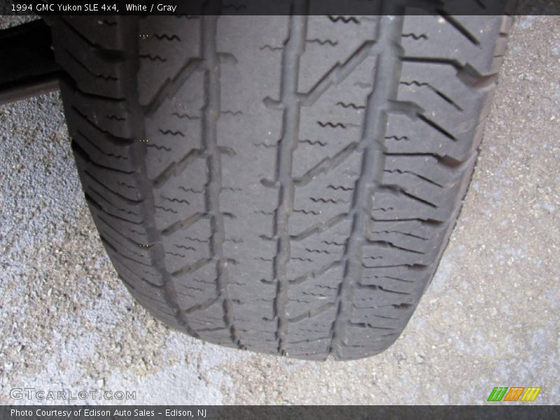 White / Gray 1994 GMC Yukon SLE 4x4