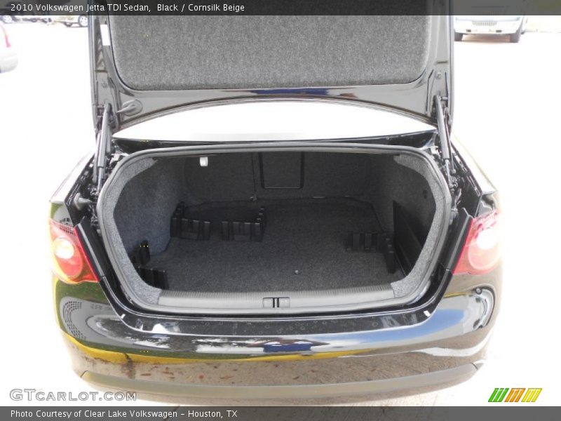 Black / Cornsilk Beige 2010 Volkswagen Jetta TDI Sedan