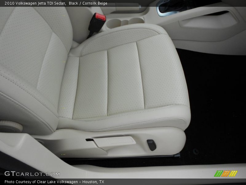 Black / Cornsilk Beige 2010 Volkswagen Jetta TDI Sedan