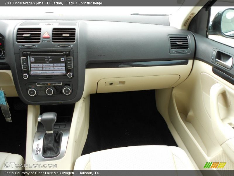 Black / Cornsilk Beige 2010 Volkswagen Jetta TDI Sedan