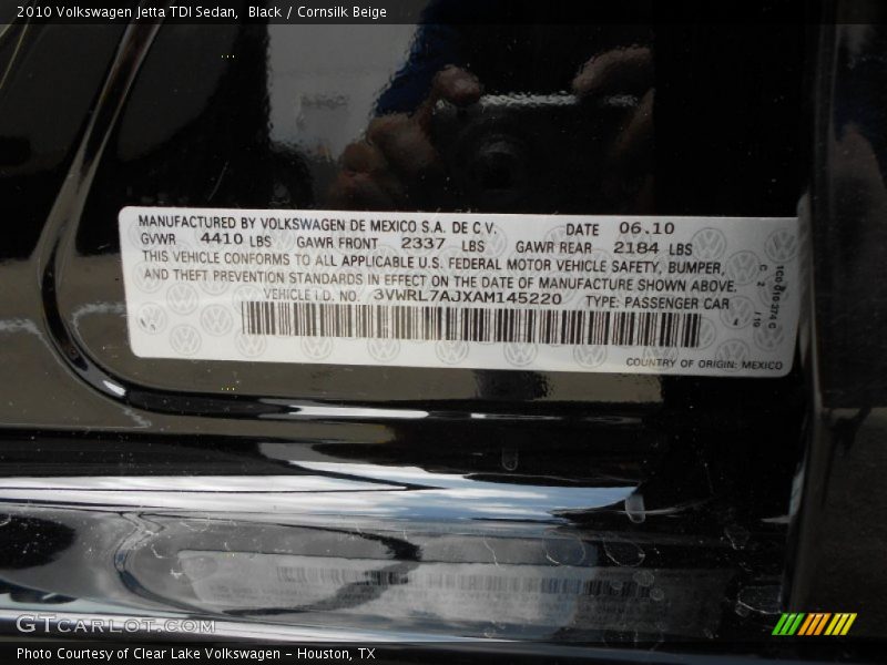 Black / Cornsilk Beige 2010 Volkswagen Jetta TDI Sedan