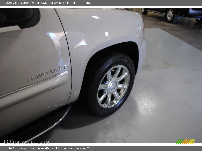 Silver Birch Metallic / Ebony 2008 GMC Yukon Denali AWD
