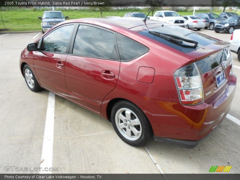 Salsa Red Pearl / Ivory/Brown 2005 Toyota Prius Hybrid
