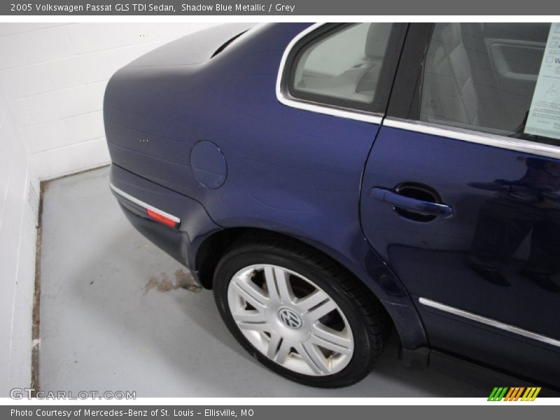 Shadow Blue Metallic / Grey 2005 Volkswagen Passat GLS TDI Sedan