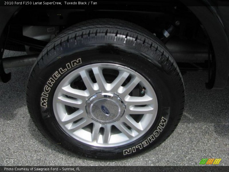 Tuxedo Black / Tan 2010 Ford F150 Lariat SuperCrew