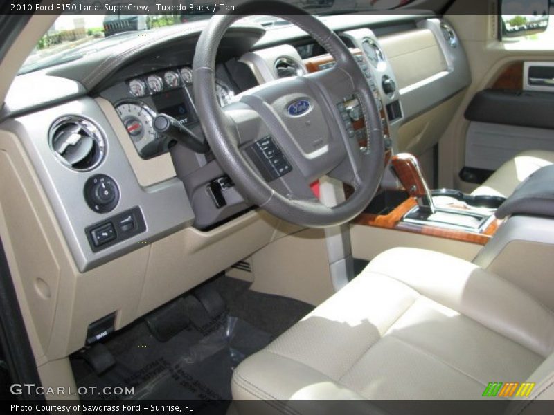 Tuxedo Black / Tan 2010 Ford F150 Lariat SuperCrew