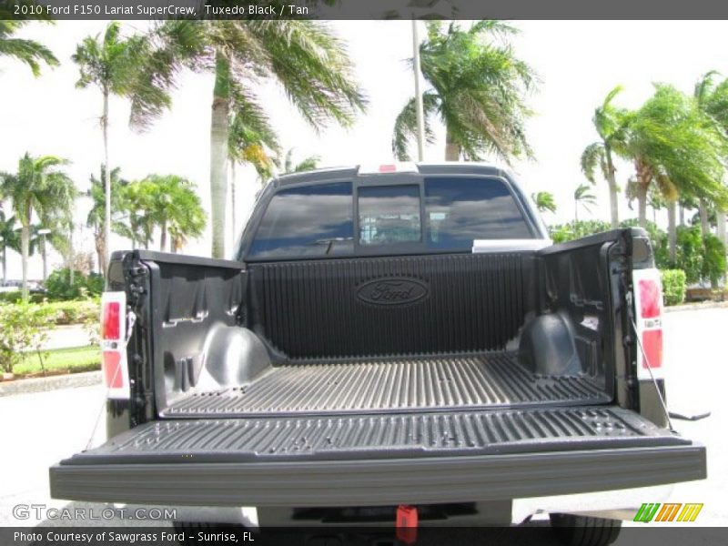Tuxedo Black / Tan 2010 Ford F150 Lariat SuperCrew