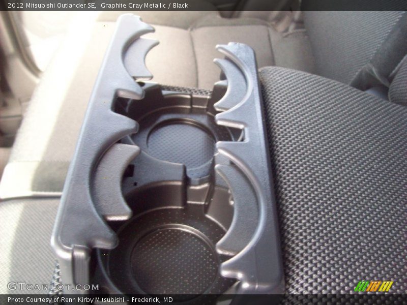 Graphite Gray Metallic / Black 2012 Mitsubishi Outlander SE