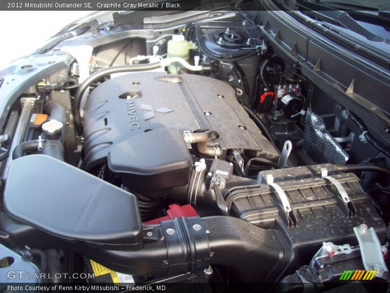 Graphite Gray Metallic / Black 2012 Mitsubishi Outlander SE