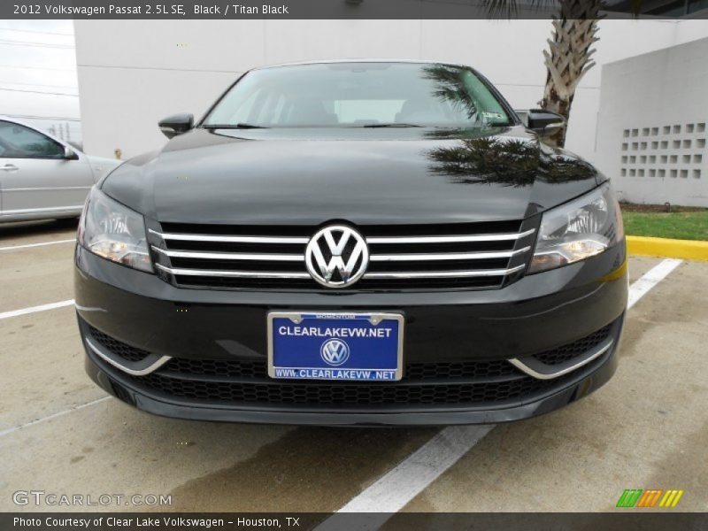 Black / Titan Black 2012 Volkswagen Passat 2.5L SE
