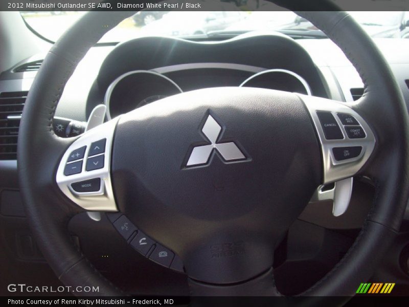 Diamond White Pearl / Black 2012 Mitsubishi Outlander SE AWD