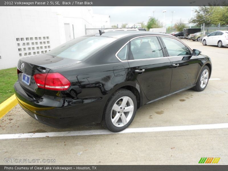 Black / Titan Black 2012 Volkswagen Passat 2.5L SE