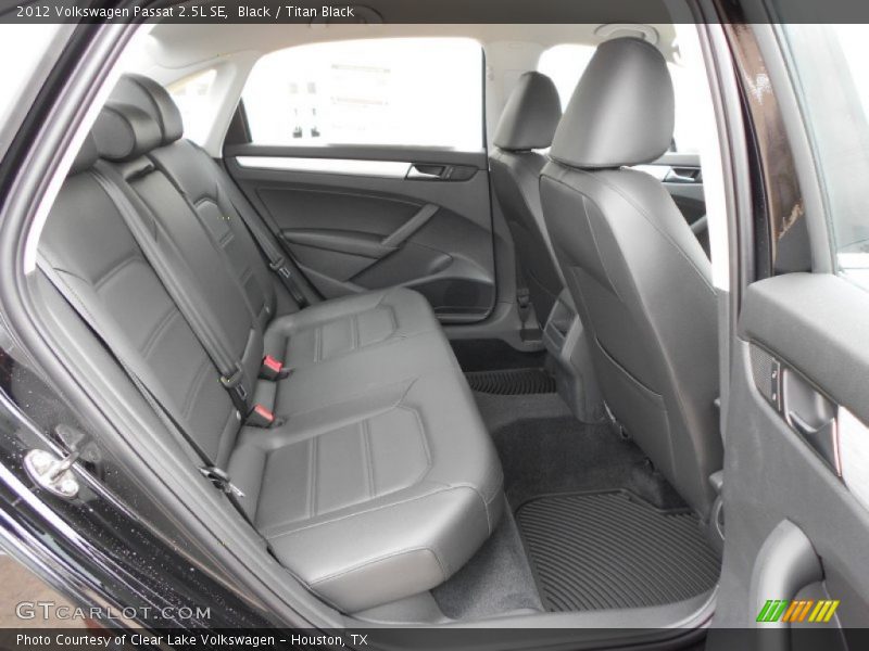 Black / Titan Black 2012 Volkswagen Passat 2.5L SE