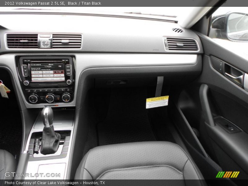 Black / Titan Black 2012 Volkswagen Passat 2.5L SE