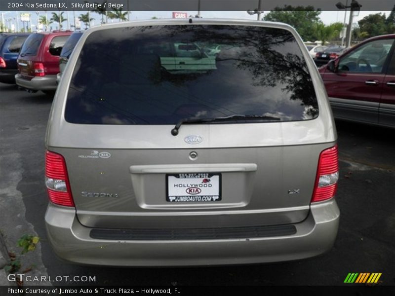 Silky Beige / Beige 2004 Kia Sedona LX