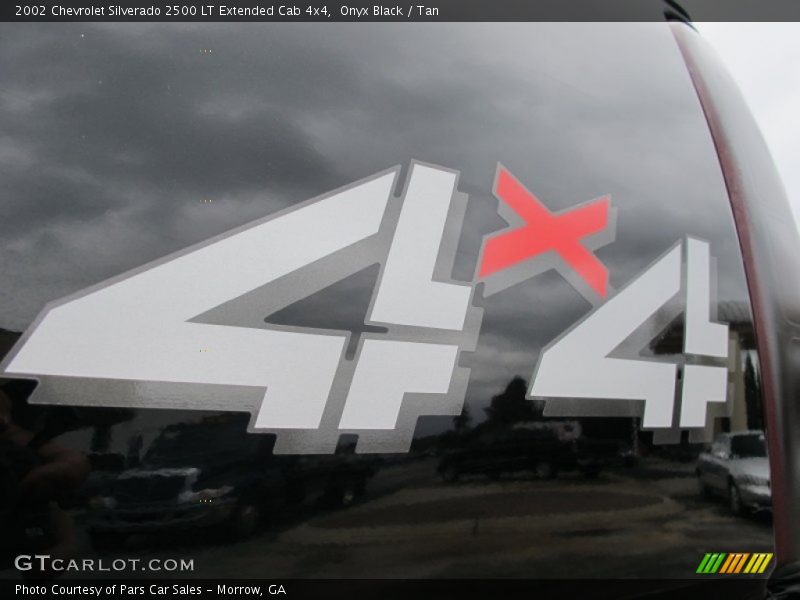 Onyx Black / Tan 2002 Chevrolet Silverado 2500 LT Extended Cab 4x4