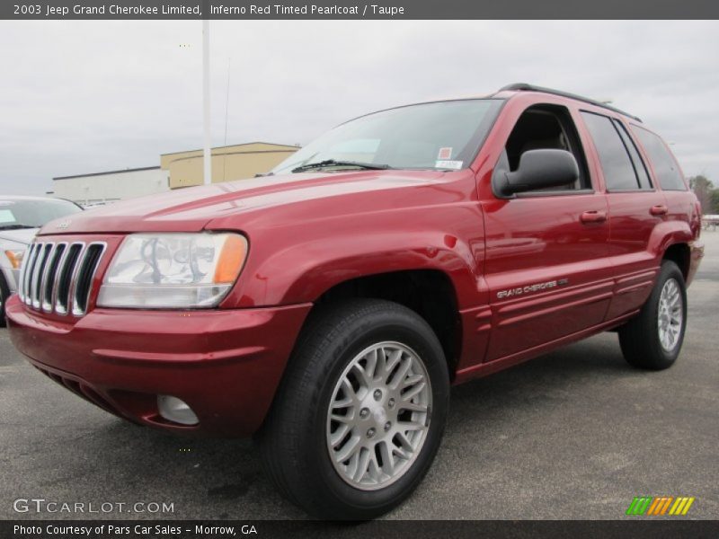 Front 3/4 View of 2003 Grand Cherokee Limited
