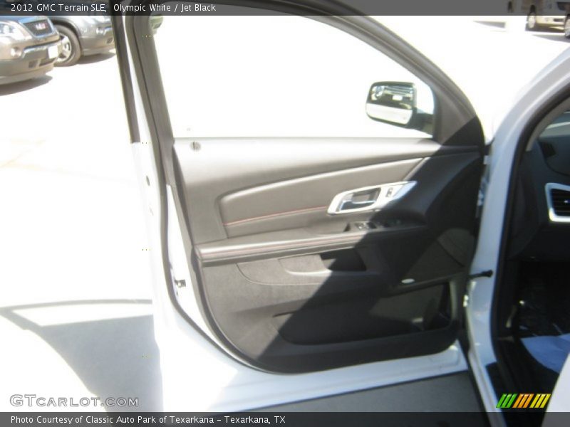 Olympic White / Jet Black 2012 GMC Terrain SLE