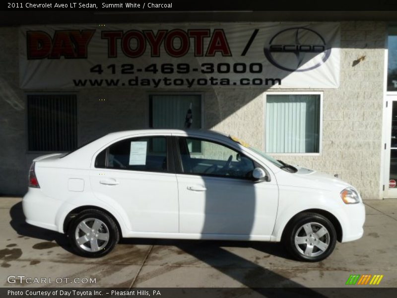 Summit White / Charcoal 2011 Chevrolet Aveo LT Sedan