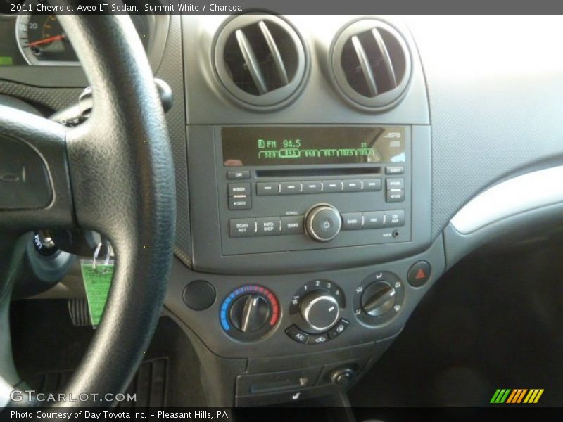 Summit White / Charcoal 2011 Chevrolet Aveo LT Sedan