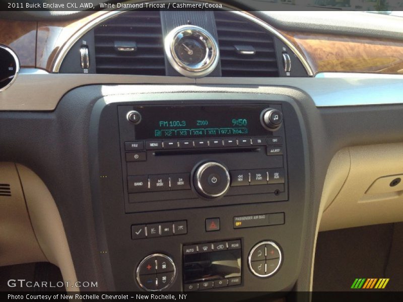 White Diamond Tricoat / Cashmere/Cocoa 2011 Buick Enclave CXL AWD