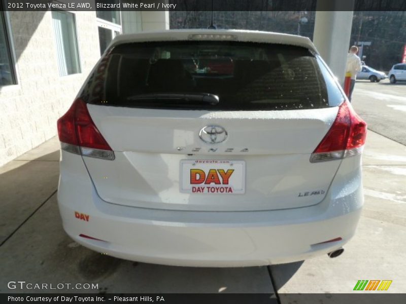 Blizzard White Pearl / Ivory 2012 Toyota Venza LE AWD
